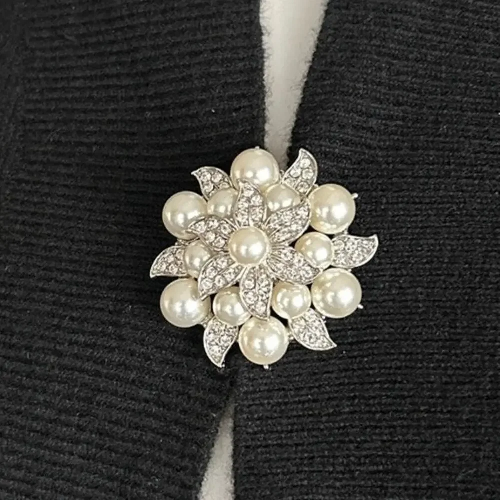 Vintage 1930s–40s Faux Pearl & Rhinestone Floral Fur Clip Heavy Art Deco Era